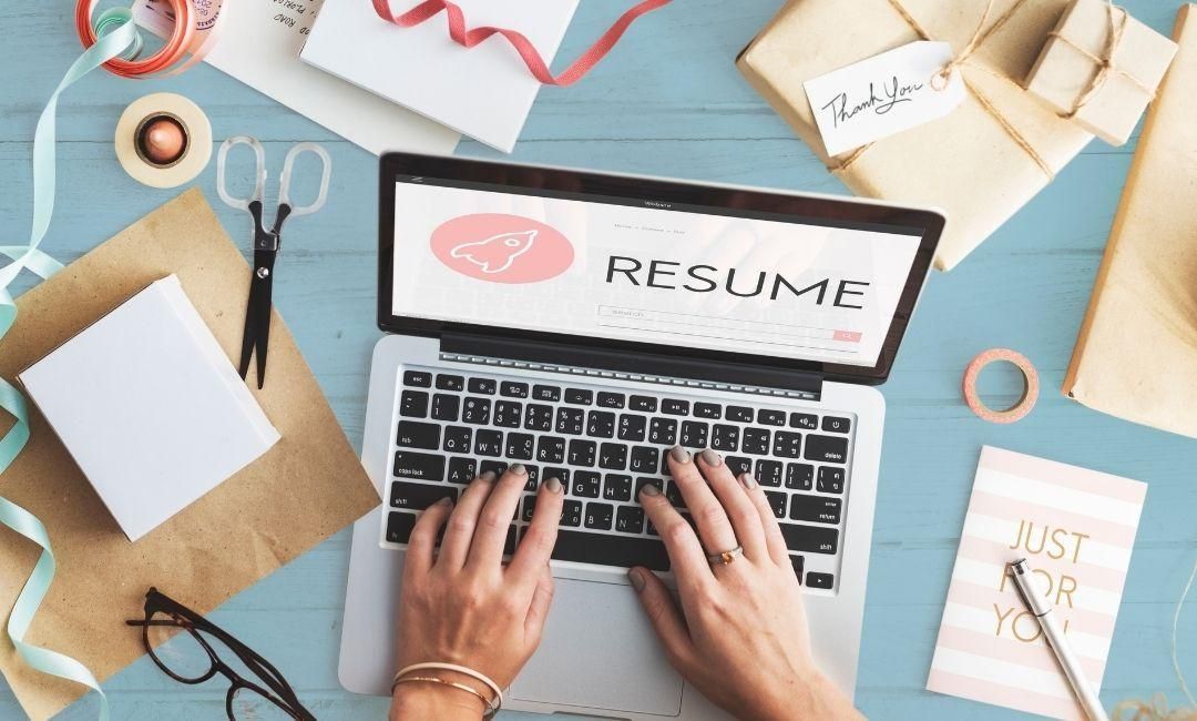 Resume-Laptop-Zapply